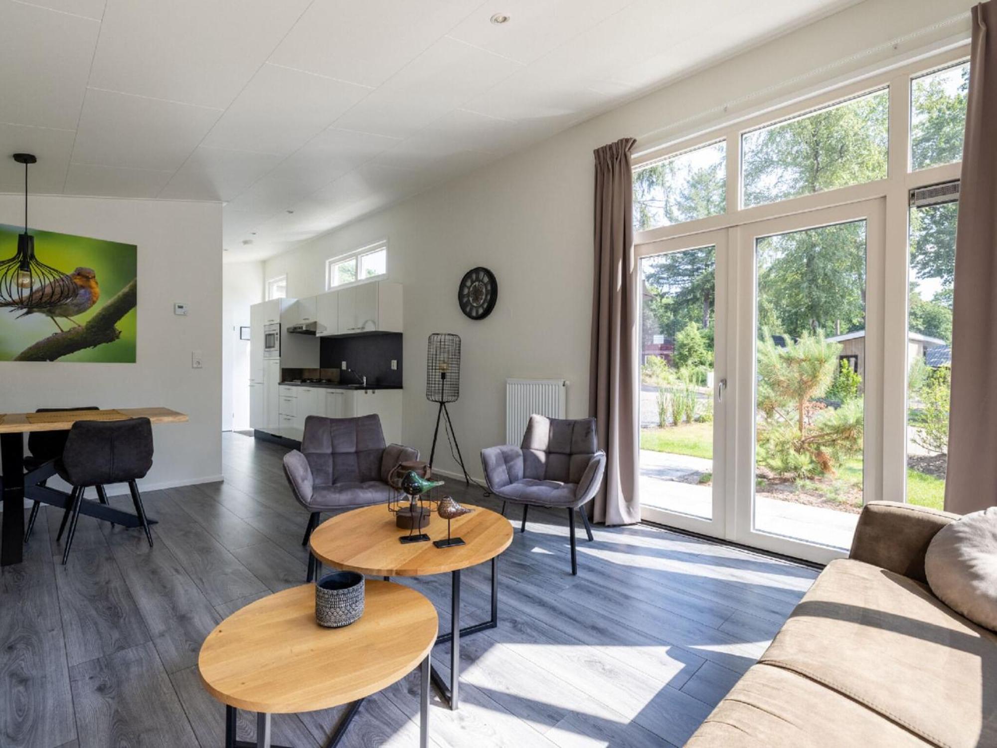 Comfortable Chalet With Combination Microwave Near The Veluwe Hoenderloo Exterior foto