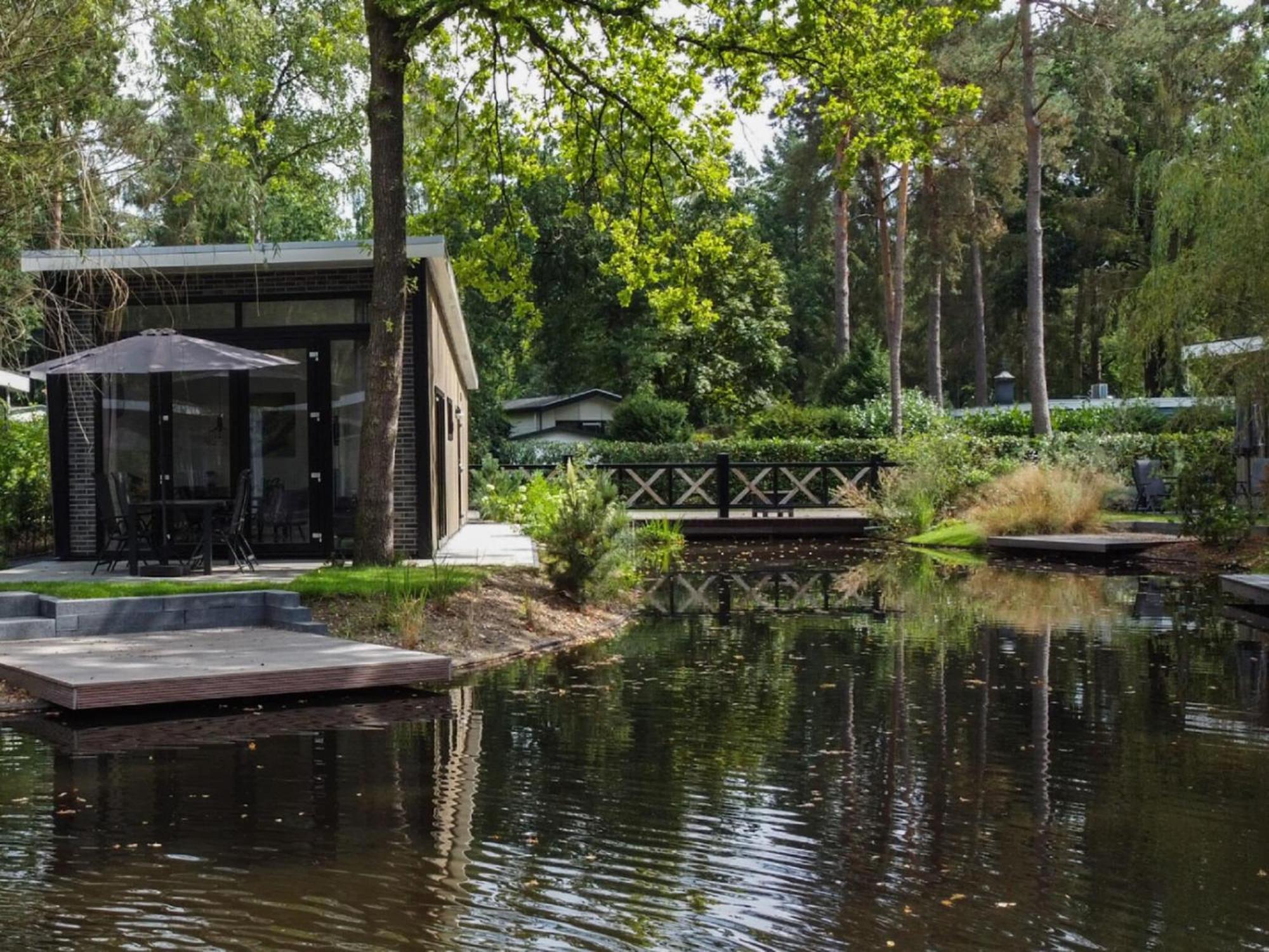 Comfortable Chalet With Combination Microwave Near The Veluwe Hoenderloo Exterior foto